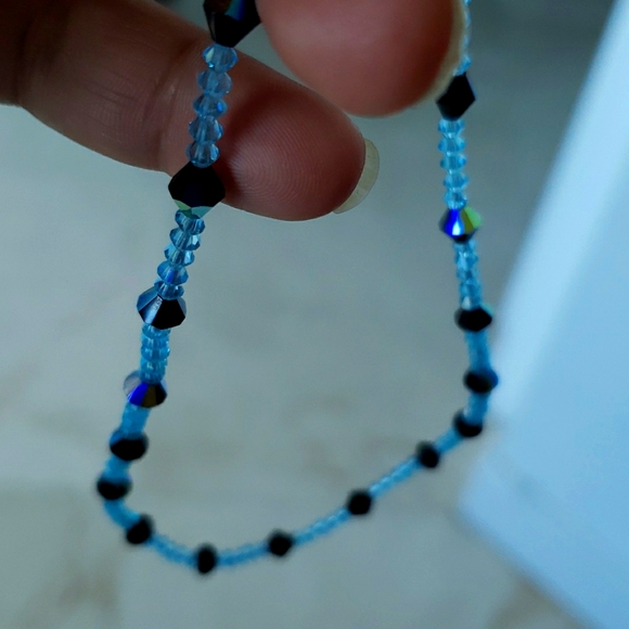 Made 🇺🇲 Swarovski Crystals NWOT - Picture 3 of 7